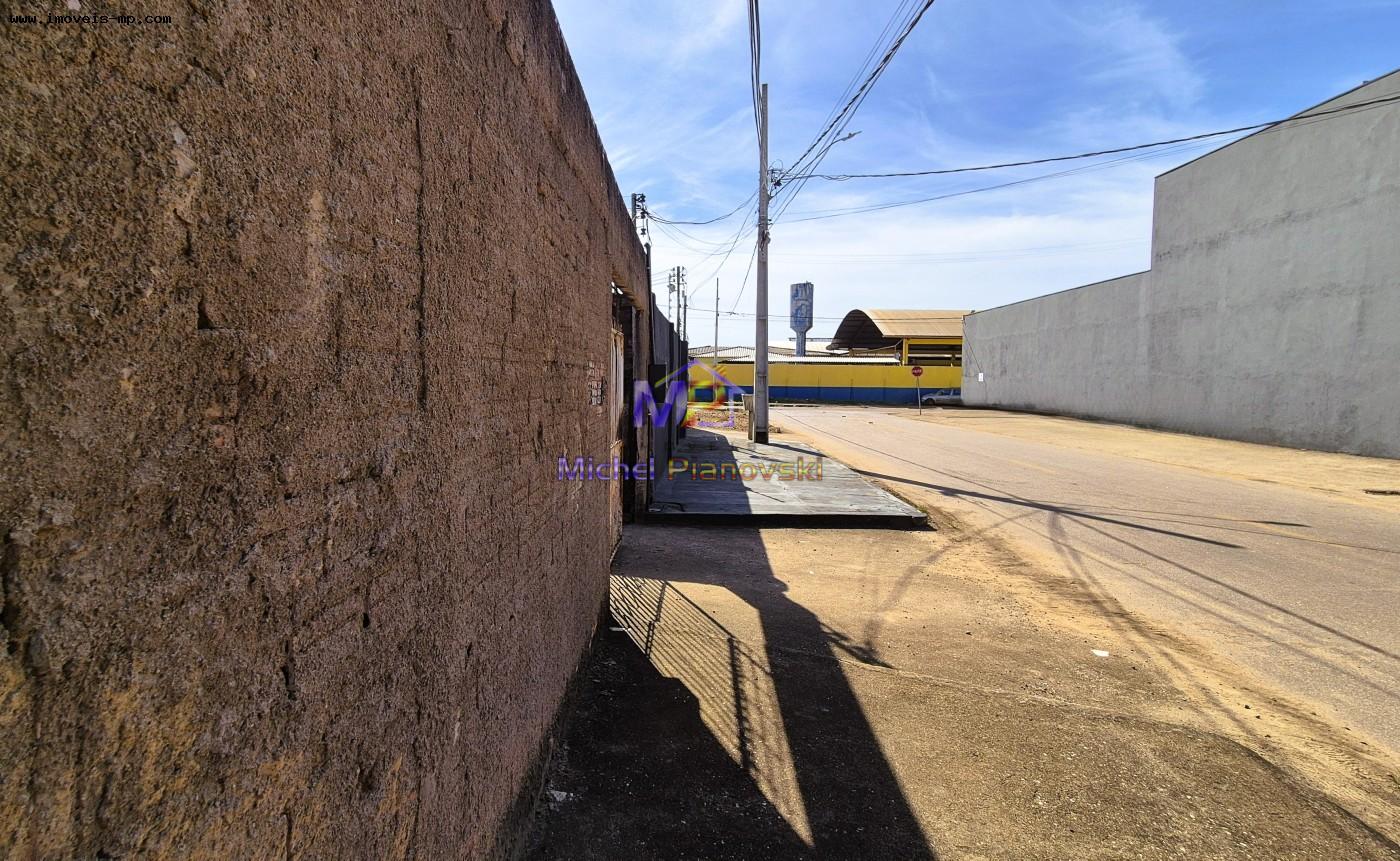 Casa à venda com 3 quartos, 570m² - Foto 4