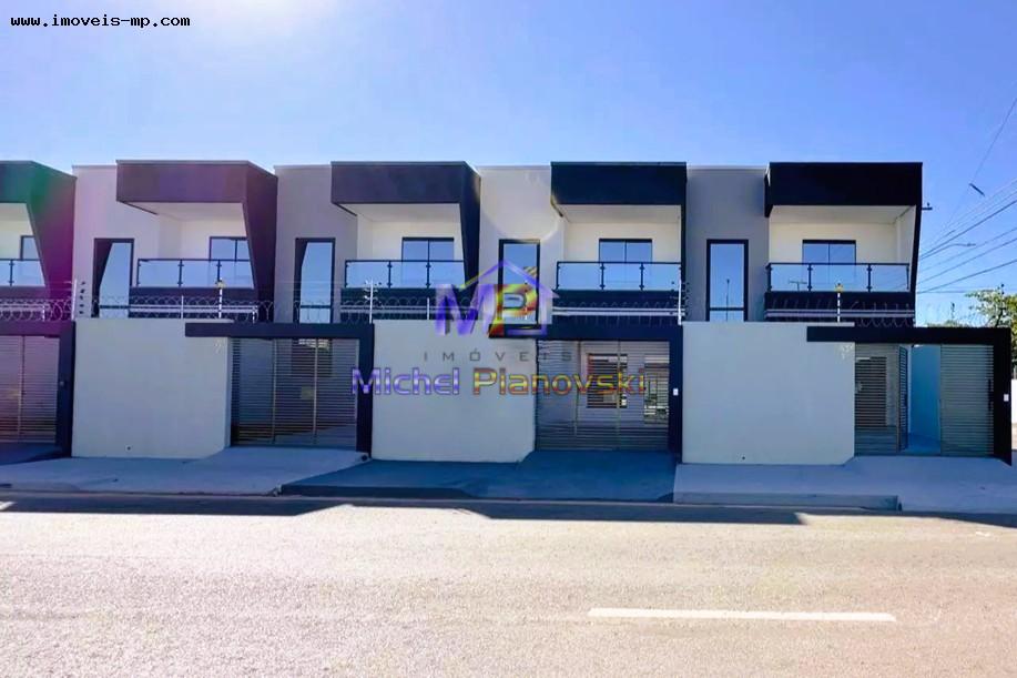 Sobrado à venda com 3 quartos, 99m² - Foto 1